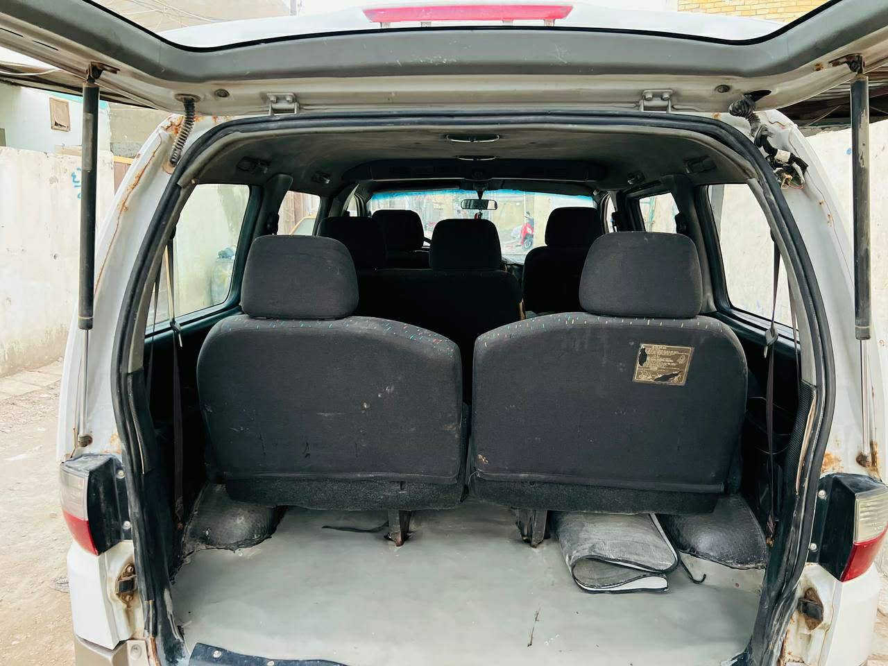 السلام عليكم ستاركس للبيع موديل 2001 مصفره هيئه وغرامات وداخله هزه السياره مابيه ضربه دواخله جدد مكينه بيه بخار حداديه والكير حلوات مكاني الديوانيه السعر ٤٥ وبيه مجال
***********
