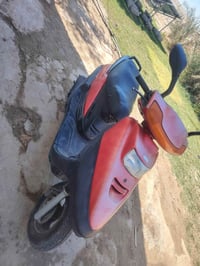 دراجه البيع كفاله عامه كله شغال مابيه اي نقص السعر خاص او 07813341202