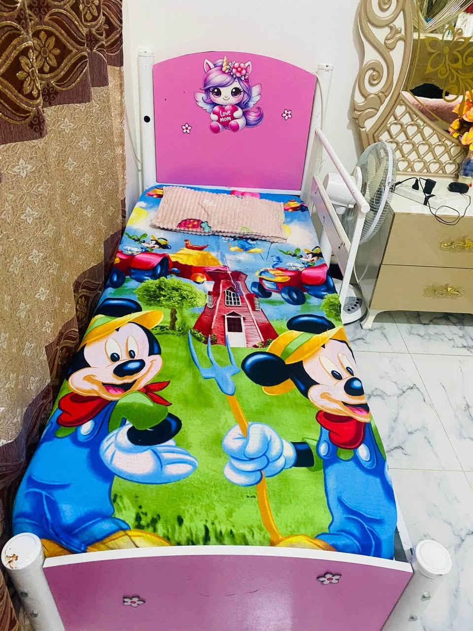 غراض للبيع


**إذا كنت صاحب هذا الإعلان وتريد حذفه لأي سبب، رجاءا أرسل رسالة إلى الدعم الفني**