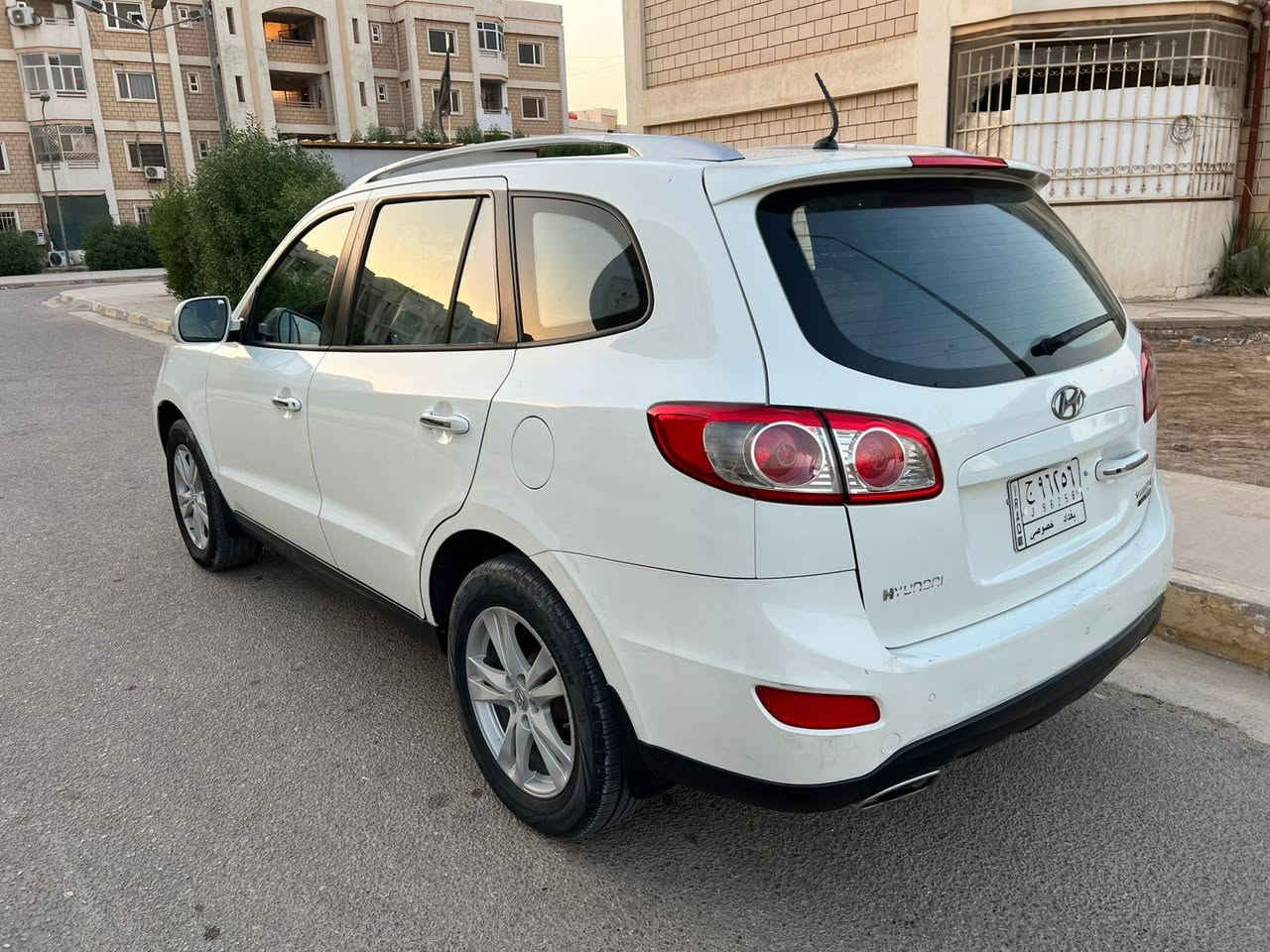 سنتافيا 2011
6 سلندر محرك 3500 
7 راكب 
وارد خليجي 
فول مواصفات 
فورويل 
مري شفط 
فتحة 
حساس خلفي 
كامرا خلفية 
بصمة عدد 2
ثلاجة 
تبريد 3 قطع بيانو 
حدادية جديدة 
تخم تاير جديد
رقم بغداد مشروع وطني 
سيارة مكفولة ماعدا صبغ شبر فوك البك لايت الايمن وشوية بارد 
مكاني حلة 
السعر خاص 
***********
***********
