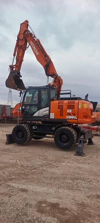 هيتاشي ZX170W-6 • ٢٠١٨ • ٤٢٧٠ ساعة