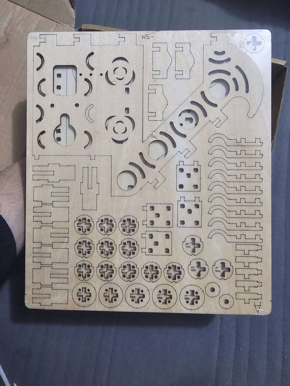 شرط مامطروقة 😂😂


**إذا كنت صاحب هذا الإعلان وتريد حذفه لأي سبب، رجاءا أرسل رسالة إلى الدعم الفني**