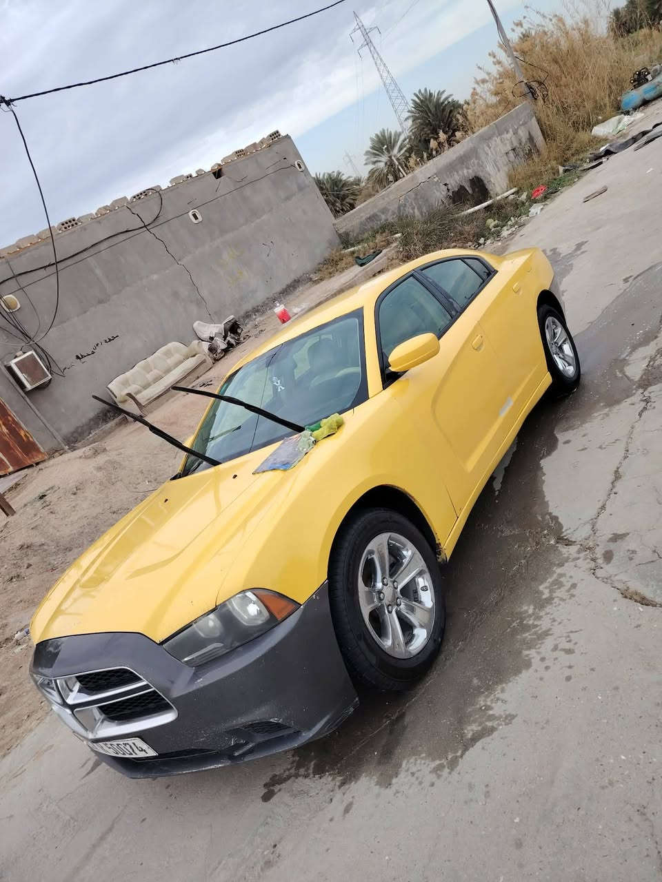 السلام عليكم
للبيع جارجر ٢٠١٤
سياره حلوه
داخل عسلي
تخم تاير
كير مكينه
حداديه اكسن
كله جديد
جاهزه السياره كل نقص ما بيها
قطرت اخياس ما بيها
خطها سماوه بصره
مكان السياره السماوه
رقم ***********
السعر ١٥٦ وبيها مجال لشراي

