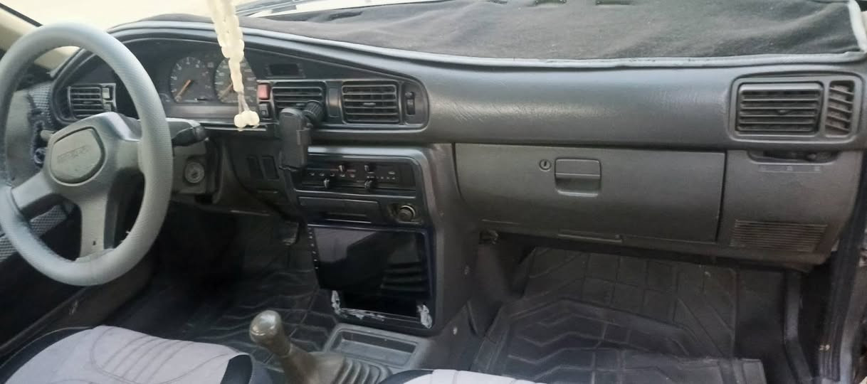 ‏مازداه 626 موديل 91
‏مصبوغ عام جماليه  بدون حادث 
‏بدون معجون
‏كير ومحرك انضاف  8 بخاخ المرغوب
‏صخم امامي خلفي جديد
‏تايرات انضاف
‏الداخل  دوشما كامله 
‏سستم سماعات جديد 
‏شاشا ايباد جديدة 
‏باتري جديد 
‏كوبون بانزين بيه
(‏بدون تبريد)
‏ سيارة نضيفة 
‏رقم نينوى انكليزي اب اسمي 
‏
‏السعر 43 بيه مجال قليل
‏بدون تبريد
‏التواصل 
‏***********
‏***********
‏
