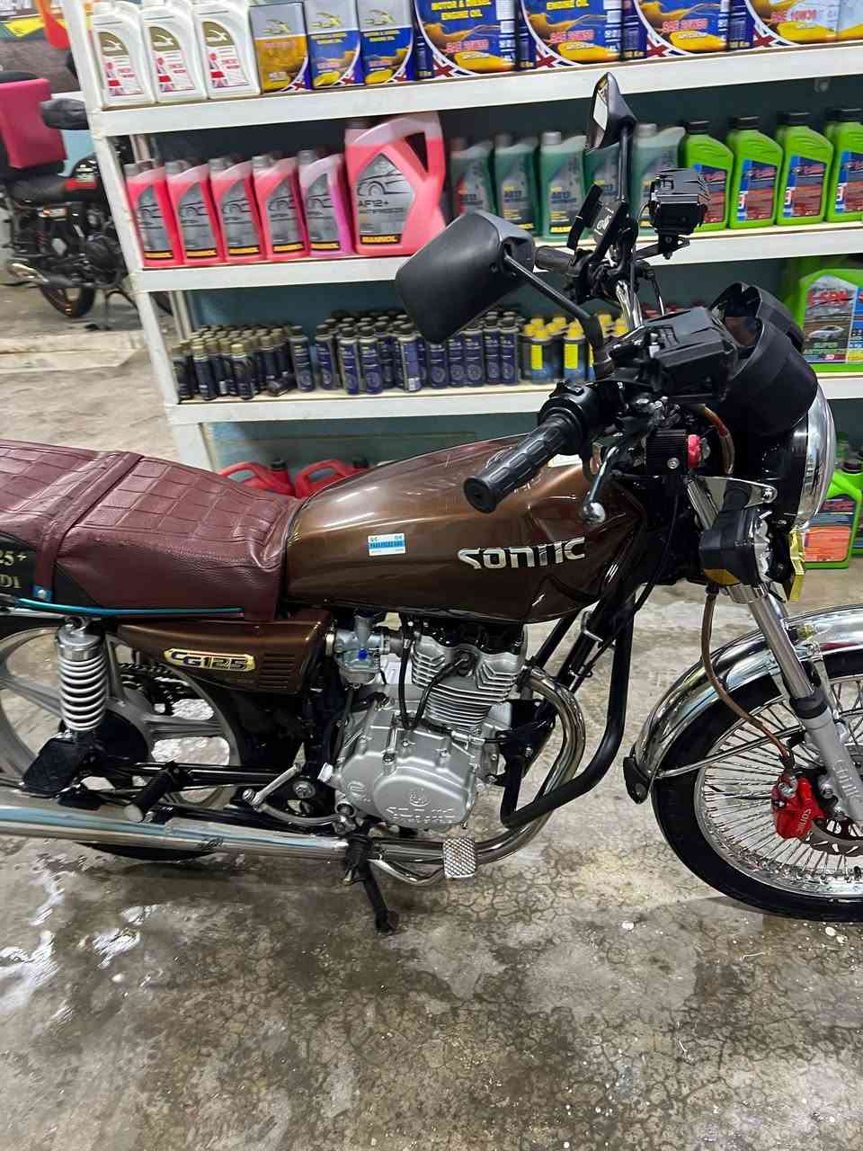 السلام عليكم
دراجة 4 گير للبيع دراجة خير من الله اوراق اصولي مستعجل على بيعتهة اذا مو شراي اعبر المنشور السعر 🔴
السعر 🔴   825.000 دينار عراقي وبيهة مجال للطيبين تشلع عيوني وتاخذهة الشراي يراسلني واتساب على هذا الرقم *********** وبالخدمة.
