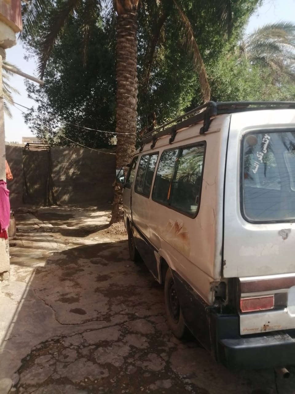 كيا بستا ٩٣    مثل ما موضح بصوره
رقم بابل ألماني 
سنويه نافذه
مكينه كايمه
اكسل بي ونه
سياره تمشي وين تريد تروح بيها روح بس تنقص دهن 
كشناتها كلها موجوده ودرع ودرج 

ابيع هل موجود غرامات هيئه مادري بيها لا رايح ولا مراجع   تحويل مباشر  اكعدك يم راعيها   جيراني واخوي 

مكانها بابل معروضه ٢٣
الشراي يتصل 
***********
***********
