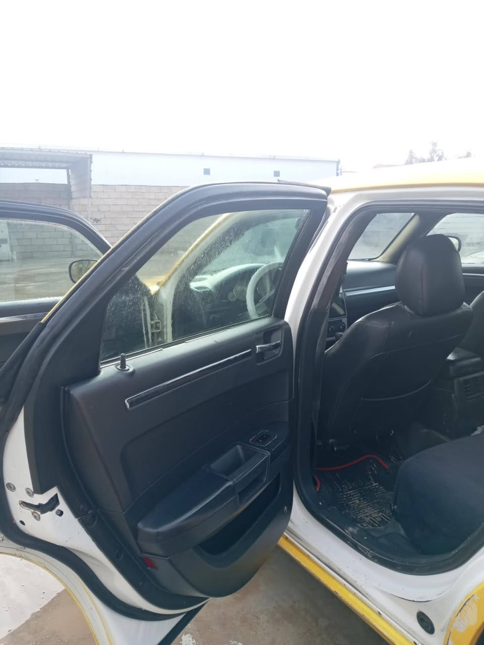 سلام وعليكم اوبامه موديل 9 رقم نينوه انكليزي سنويه بسمي كير محرك اكسل تخم تاير 
كله بل شرط حدادي سيارة متعوب عليه منضومنه غاز بيه قطعه وحد إبدله الجامرلغ السكن ألمامي بيه خط موصل بغداد 
العنوان كركوك رقم ***********
