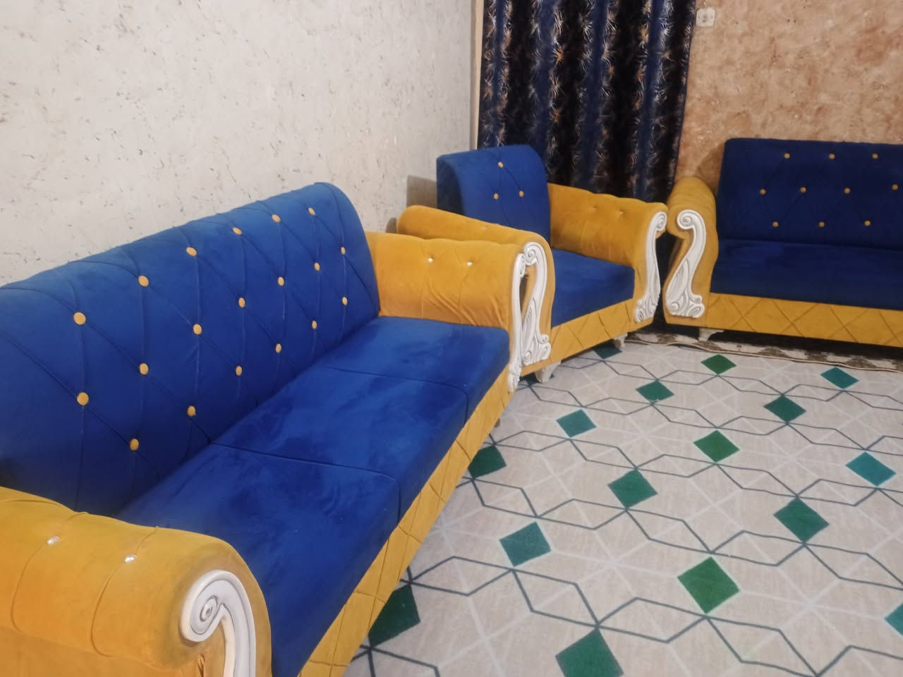 تخم 10مقاعد تزكام جديد كلش اي ضررمابي نضيف جد سعره 200يوجد توصيل داخل كربلاء ***********
