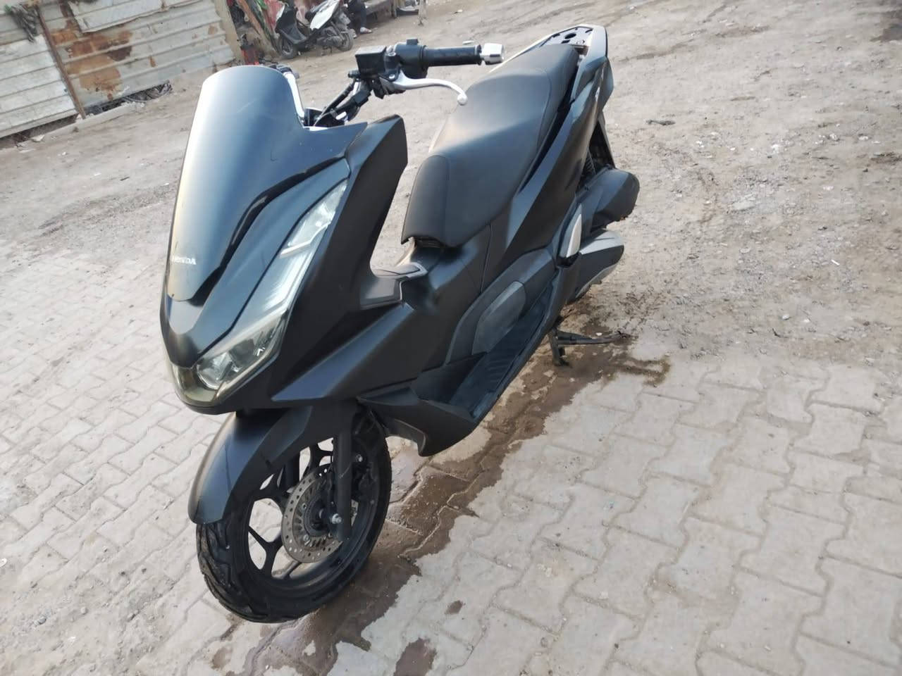 السلام عليكم بيسي كس جيل 4
دراجه رمبه كلش نضيفه لون اسود 
فول حساس زدحام ستان كهرباء 
حساس دزحلق دراجه مكفوله من كلشي 
بصمه دكمتين وارد كوري سعر 18 
بيه مجال مكان مدينه الصدر 
رقم ***********
