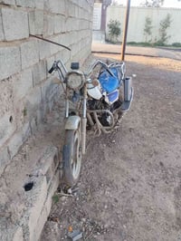 وينه ليدور جوه ل٢٠٠جني دبل بلك فحل نقوصات بصيطه تخم تاير جديد يعني يمش...