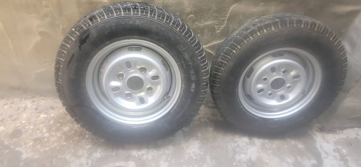 زوج تايرات لبيع حله نادر الثالثه السعر 60 اوبيهن مجال ***********
