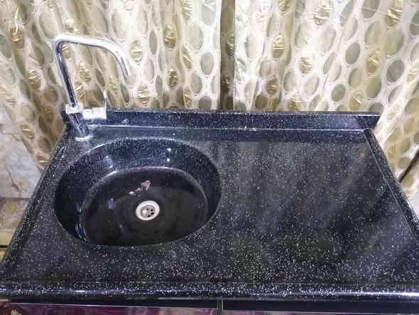 السلام عليكم كاونتر قطعتين سنك وملحق مستخدم نضيف العنوان الشعب اكو خدمة توصيل ***********
