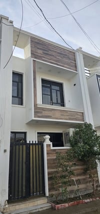 سلام وعليكم  ✨ تدوّر على بيت مرتب وجاهز؟ 🏡 بيت طابقين ما يتفوت – مناسب...