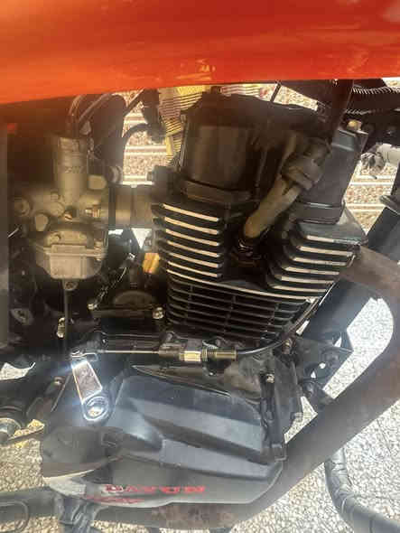 سلام عليكم دراجه دايوان جبلي مبدل بيه جاملق كلاسك لجماليه دراجه موديل ٢٣ امانت الله جاي اشتغل بيه ولا موكفتني دراجه خير من الله مكينه برقي ما مفتوح بيه سعره مليون ٧٥٠ قفل داجه بيه تنقص قليل تبخير ماكو ابد مستعجل عله بيعته مكاني بغداد المعامل *********** فقط وتساب للستفسار***********
