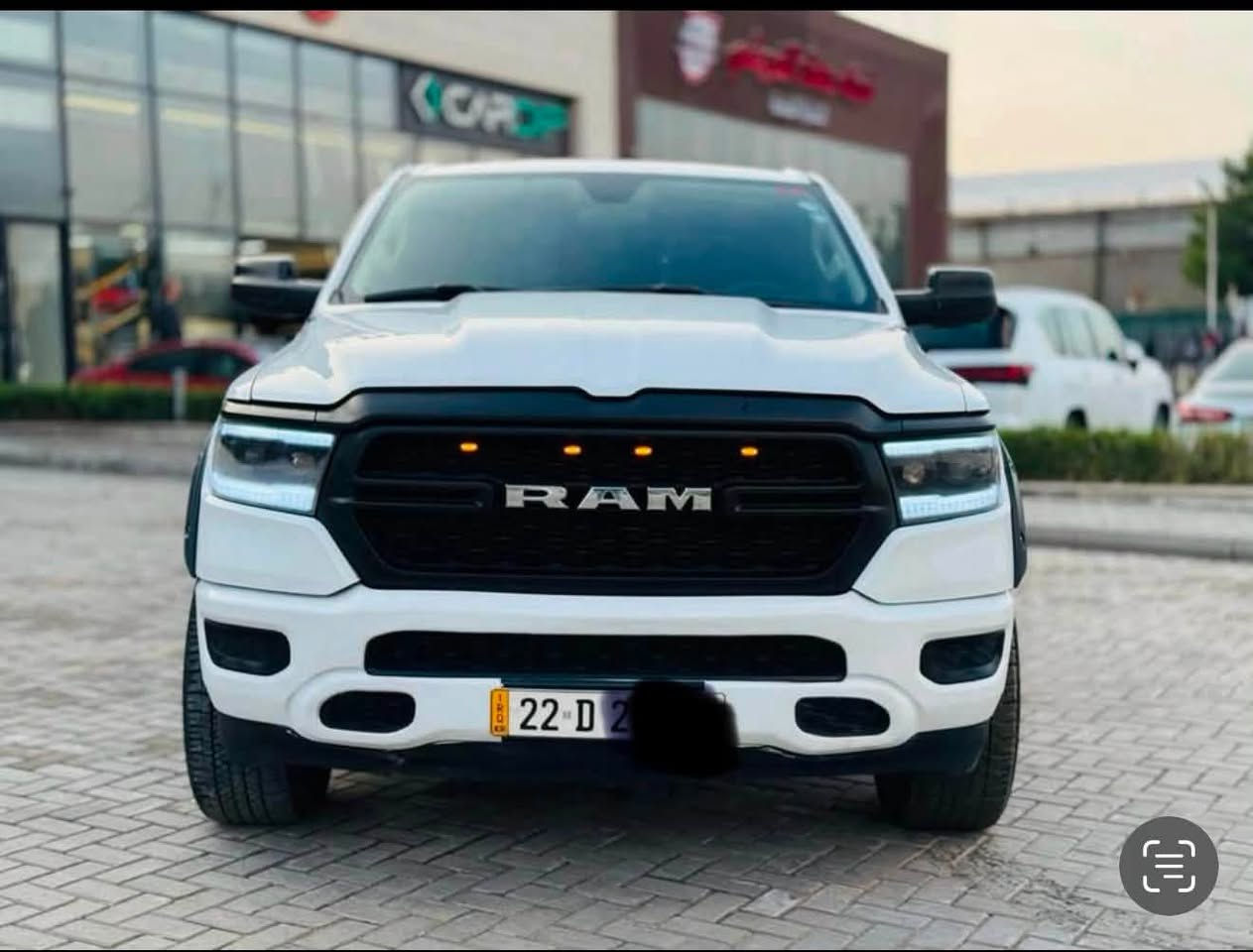 السلام عليكم اخوتي عندي رام موديل 20
سياره كلش حلوه وبيها اضفات رياضيه ومعليه
والسياره بدون حادث بيها طخه بل جاملغ الايمن
 كلش بسيطه مصلح على البارد موجوده بل الصور 
اريد مراوس بجيب  شمالي بس يكون نظيفه
وهذا رقم تلفوني بيه وتساب
***********
