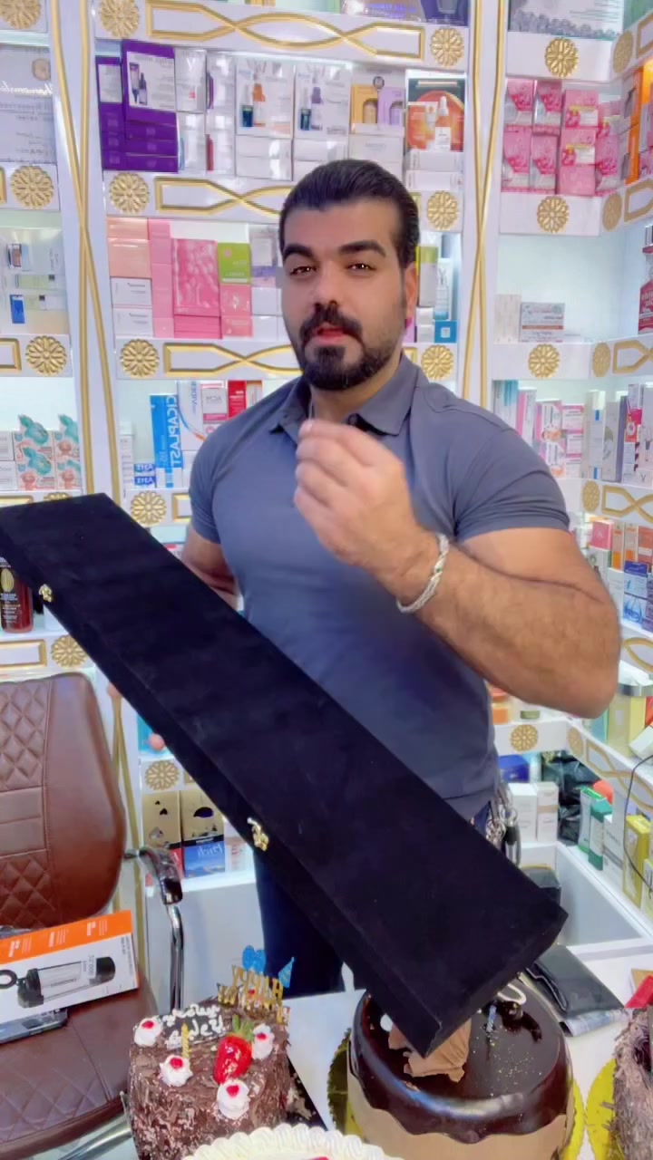 حبيت افرحكم اليوم بمناسبة عيد ميلادي


**إذا كنت صاحب هذا الإعلان وتريد حذفه لأي سبب، رجاءا أرسل رسالة إلى الدعم الفني**