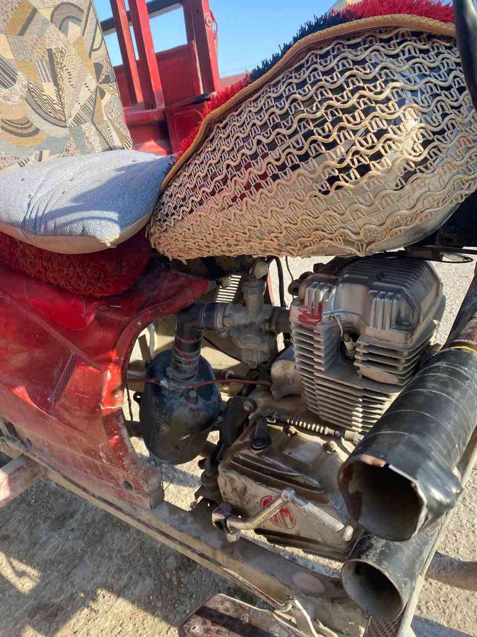 سلام عليكم ستوته دايون 2006 ماعايزه برغي اوراق اصوليه 
نكره سلف كهربائيات كله جديده بدي تسكام ع ايدينه سعره 950 بيه مجال حك الجيه 
بيع او مراوس دراجه اربعه كير رقم الاتصال ع الرقم ***********
