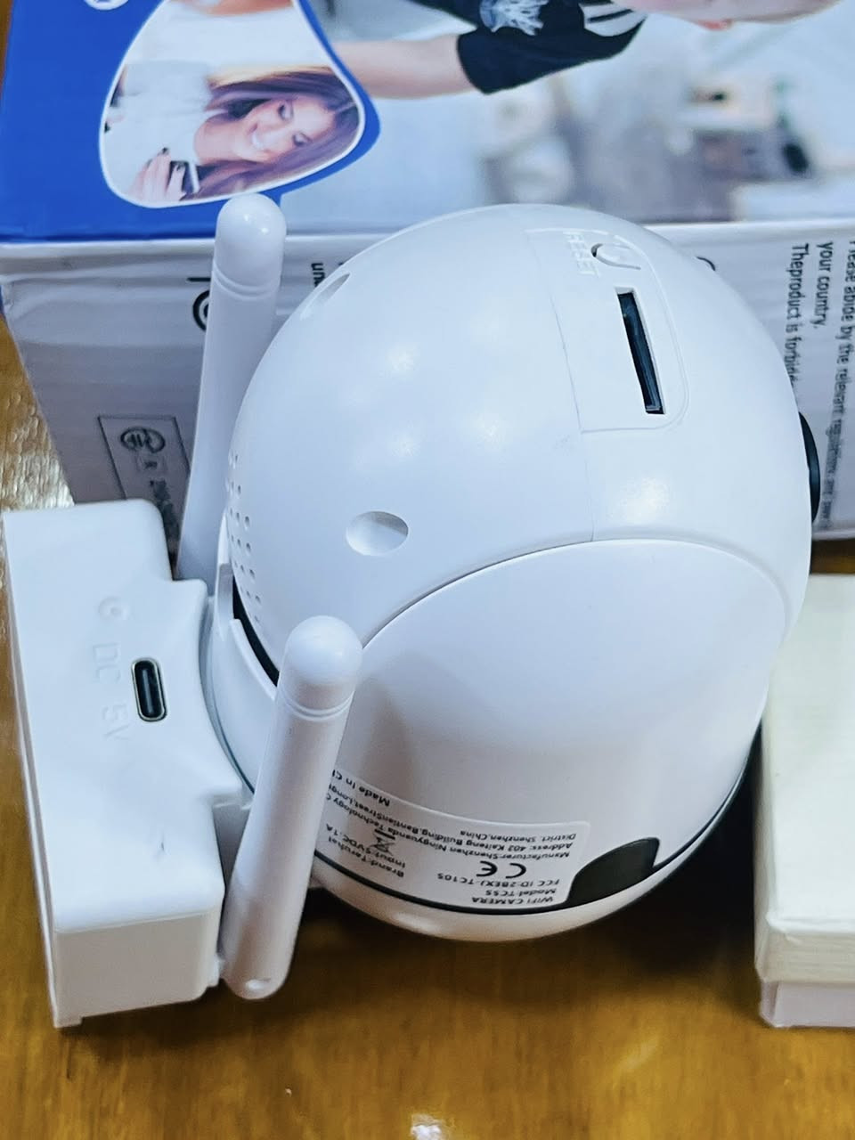 🔹 كامرة مراقبة ذكية Wi-Fi (HD) 🔹

📷 تصوير واضح HD
📶 تشتغل على الواي فاي
🔄 تتحرك 360° (يمين/يسار + فوك/جوه)
🌙 رؤية ليلية قوية
🎤🔊 صوت رايح جاي
📱 تحكم من الموبايل + مشاهدة مباشرة
☁️ يمكن اضافة رام 

✔️ مناسبة للبيت، الأطفال، المحل
✔️ سهلة التركيب والاستخدام
السعر 25 ألف وبيه مجال العنوان بغداد  الحرية للاستفسار الاتصال على الرقم ***********
