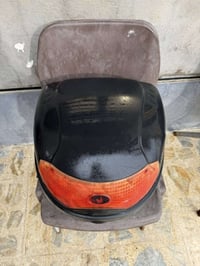 جنطه مال دراجه ترهم علا كل الدراجات كامله هية وغراضهة جيب وشد نضافه شو...