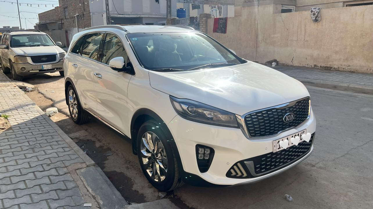 السلام عليكم….
سورنتو 2019 شكل 20 السعر (265) وبيها مجال 
مكفولة كفالة عامة ماشية 63 سيارة مال جناي رقم قادسية مشروع وطني .
بصمة 
مري شفط
جنطة كهرباء 
كشافات زينون
حساسات امامي خلفي 
شاشة كبيرة 
اربع انضمة قيادة 
وباقي الموصفات معروفة 
مكاني واسط مركز المدينة 
(***********)
