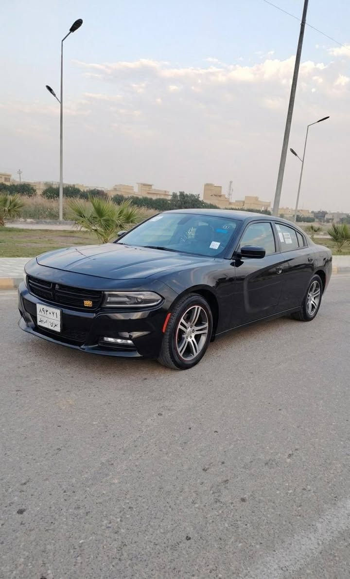 جارجر موديل 17 متومه وجهازه من كلشي مكان ميسان سعر 75قفل سياره جديده مكلف بنشر هذا  ***********
