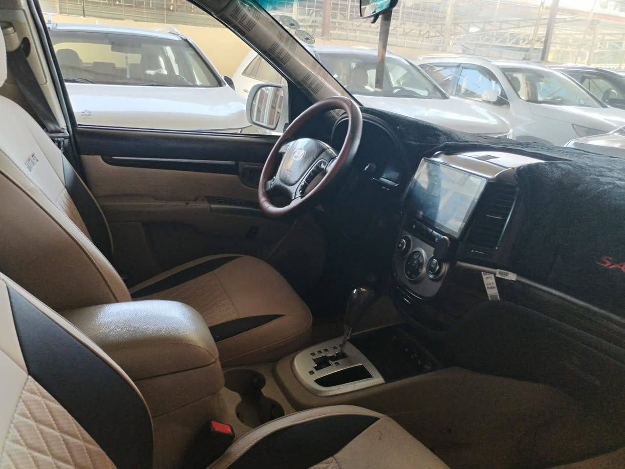 السلام عليكم 

سنتافي كوري 2012

مكينه 4 

سنوية لوحات هزة جديد

شرط التحويل

كاربون بيها

مواصفات.. تحكمات استيرن اشاير بل مري

شاشة كامره اسلايت

سبع راكب ثلاث قطع تبريد❄❄❄❄

مكينه و گير شرط

صبغ عام

السعر   115  $$   وبيها مجال

***********..***********

العنوان موصل المعارض
