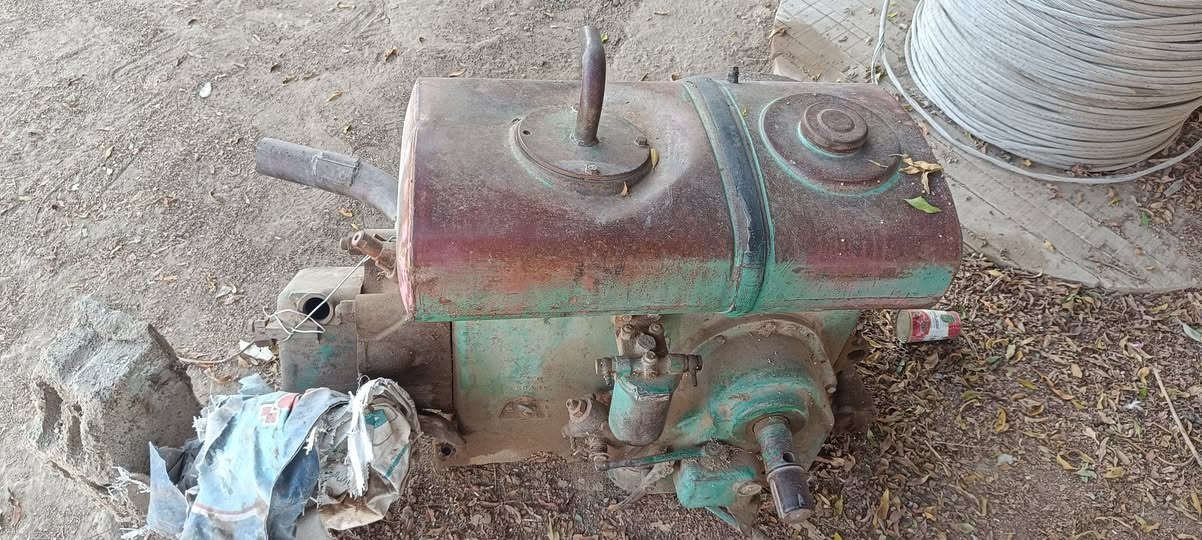 السلام عليكم
يوجد  ماطور هندوريا 18حصان للبيع الماطور محتاج تجفيت لان متروك فتره .

ويوجد تحويرة كاروبة مع خنزيرة 8×6 بالاضافة الى الشاصي

المكان محافظة الديوانية ،المهناوية
***********
