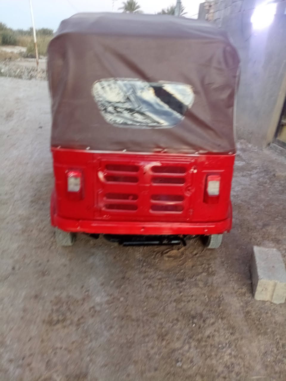 تكتك للبيع موديل 17السعر 3300العنوان الحمزة الغربي ***********
