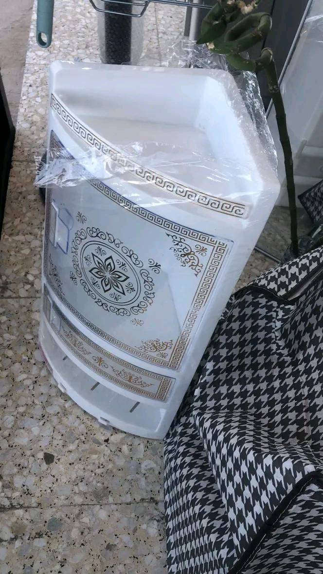 بضاعة للبيع كلمن وسعرة ومتوفر توصيل لجميع المحافظات ومتوفر كوزمتك واحجبة وملابس داخلية اي استفسار خاص بنات


**إذا كنت صاحب هذا الإعلان وتريد حذفه لأي سبب، رجاءا أرسل رسالة إلى الدعم الفني**