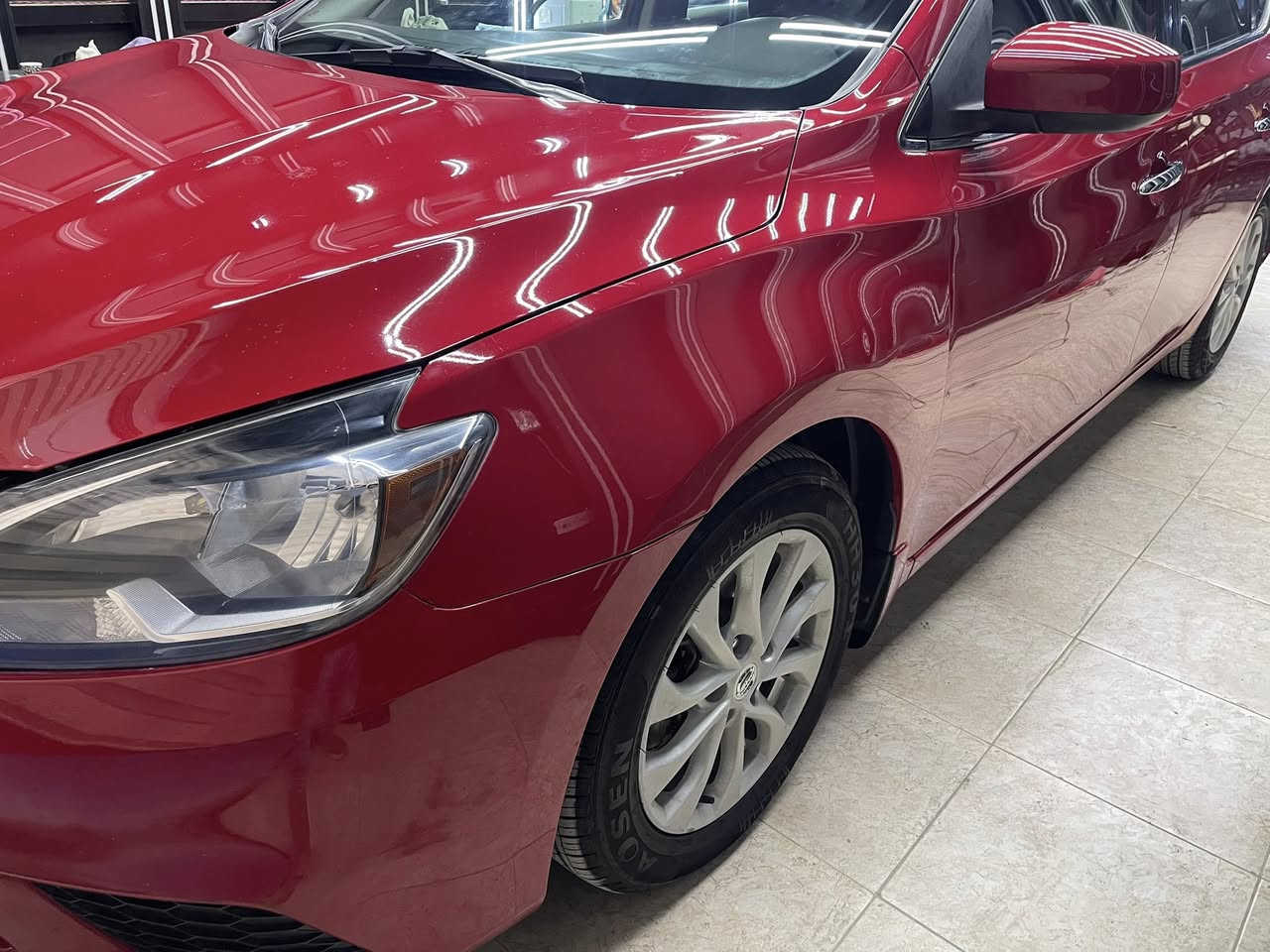 السلام عليكم نيسان سنترا موديل ٢٠١٨ حادثها كما موضح بالصور بدون ايرباك بصمه رادار تبريد لمس سلايت روف كاميرا رقم واسط تحويل بالاسم ماشيه ١٠٠ الف تخم تاير صدر امامي خلفي جديد سياره جاهزه من كلشي السعر المطلوب ١١٥ $
***********
