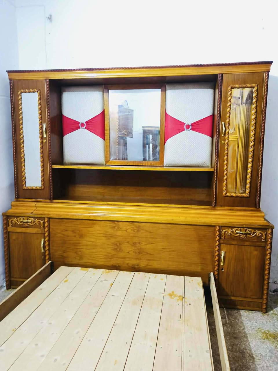 غرفه 6 صاج داخل وخارج...حطاطه..نفخ...[بيع&مراوس]💯.... نظافة...100%...شراي يتصل & وات ساب...***********.& ***********..يوجد توصيل.....
