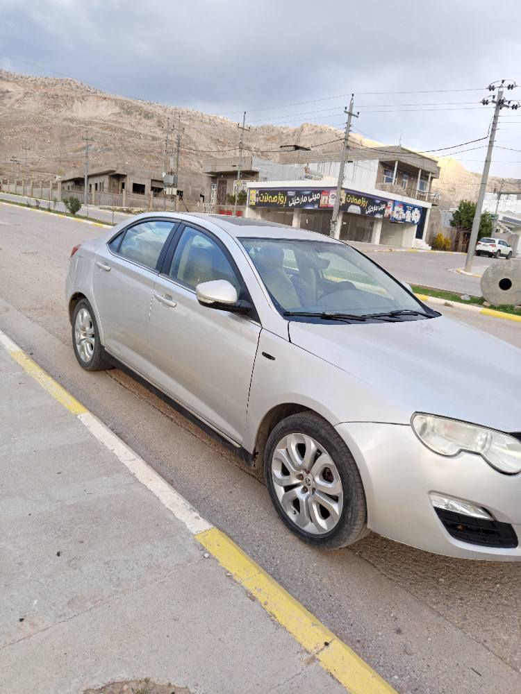 سڵاو لە هەموو لایەک 

فرۆشتن و گۆڕینەوە لەسەر دڵ گرتن بە هەموو سەیارەکی ڕەقەم و بێ ڕەقەم.......
MG 550 (2014) (1.8) turbo 
 
ئێم جی بەریتانی مەکینە ١.٨ ی تۆڕبۆ

 ڕەقەم هەولێر 
سەنەوی بەسەرچووە 
 بە شەرتی تەحویل و بەناوکردن و هەموو شت 
  ٢ پارچە و پەڵەیە بۆیاخی هەیە چەمەلەغی پێش سەکن ناوی نەگرتووە لەگەڵ چەمەلەغی دوای سەکن تۆزێ ناوی گرتووە 

  سڵاید شاشە گەورە شاشە نیو ئەلیکترۆنی حاسەی بەگ دوگمەی تراکشن ناو زەرد کوشن جلد تەبرید مەرکەزی و گێڕ و مەکینەی بە شەرت 
١٨١ هەزار کیلۆمەتر ڕۆشتووە 
 گێڕ تۆماتیک و عادی و قورس 
پێش و دوای تازە داگیراوە یەک باڵانس و میزانیەی پێویستە و تەواو
ڕۆن و پاتری تازە کۆڕاوە 
 سەیارەکە جایزە و سولف لێدە و لێخوڕە 
 68 و مەجالێکی زۆر کەم.... 

گۆڕینەوە لەسەر دڵ گرتن و فرۆشتن 
0773 384 0773 

دەربەندیخان دار بنديهكان, السليمانية
