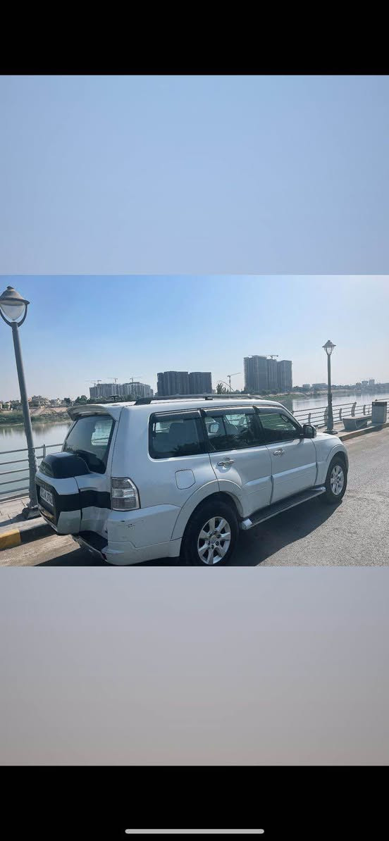 باجيرو ٢٠١٥ حبتور للبيع او مراوس
مكفول كير  ومحرك  نظيف جدا وسليم  ونشط  مامفتوح ولا مبدل 
مكفولة من صبغ والتبديل قطرة صبغ مابيها 
ماشية ١١٥ الف كم حقيقي  

السيارة مواصفات الحبتور فتحة / بلوتوث / مراية شفط / محرك ٣٥٠٠ / كراسي كهرباء السايق والبصفة / ٧ راكب / ٣ قطع تبريد / كير تو ويل فور ويل ثكيل وخفيف / بروجكترات /لايت العادي زنون / سماعات دمام بالخلف / 

ادامه  كامله تايرات جديد وصدر واذاين محرك وكير وكلشي استهلاكي مبدل وجديد اصلي السيارة الي كشخة وعاليه وقوية  ومناسبة .
سنويه جديد / هزة جديد 

العنوان بغداد / الاعظمية 
رقم *********** واتساب بغداد, العراق
