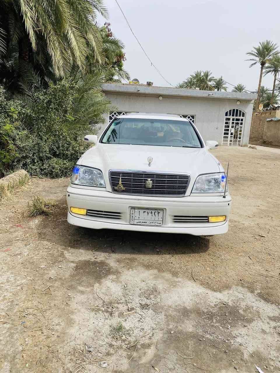 السلام عليكم 
ملكة صدفي 2002 
مكفولة✔️
اربع دكم✔️
كريستال اصل✔️
فتحة ✔️
ديفور الجبير✔️
تبريد خلفي✔️
ثلاجة✔️ 
مدفوع كمرك وضريبة وقرصهة كامل مشروع وطني 
السعر 125 وبيهة مجال 
العنوان النجف الاشرف
***********
