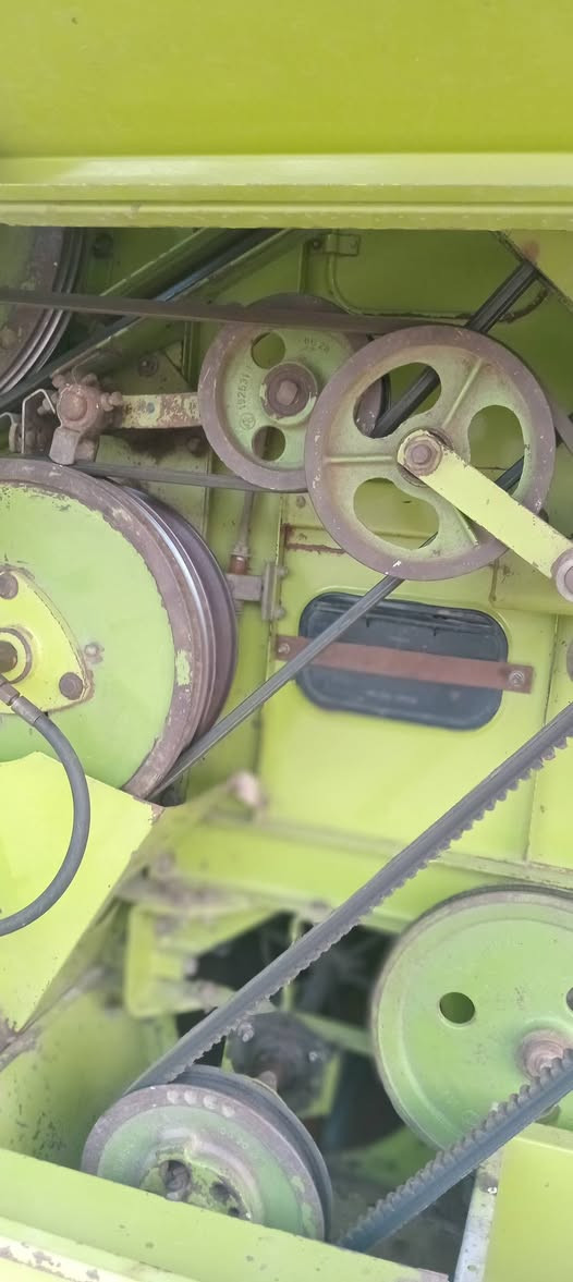 حاصدة للبيع للإستفسار الاتصال على الرقم ***********
