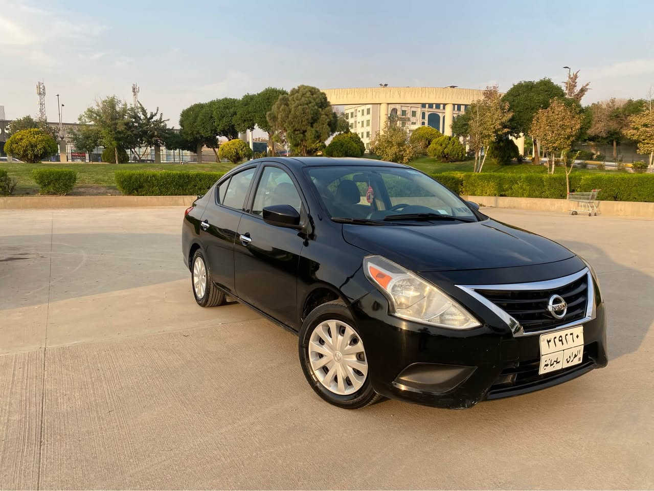 ‎نیسان ڤێرسا ٢٠١٩ 
‎مواسەفات SV
‎کلین 
‎٥٩،٠٠٠ مایل رۆیشتوە 
‎٢ جێگای ساردە و قەلامکاری بۆ کراوە دەنا بۆیاغی نیە 
‎گێڕ و مەکینە و تەبریدی بەشەرت 
‎سەنەوی بەسەر نەچووە
‎١٠٦ وەرەقە و مەجال
‎٢٠٠ هەزاری غەرامە لەسەرە دوای بۆت دەگەرێتەوە
0751 552 8043 السليمانية, العراق
