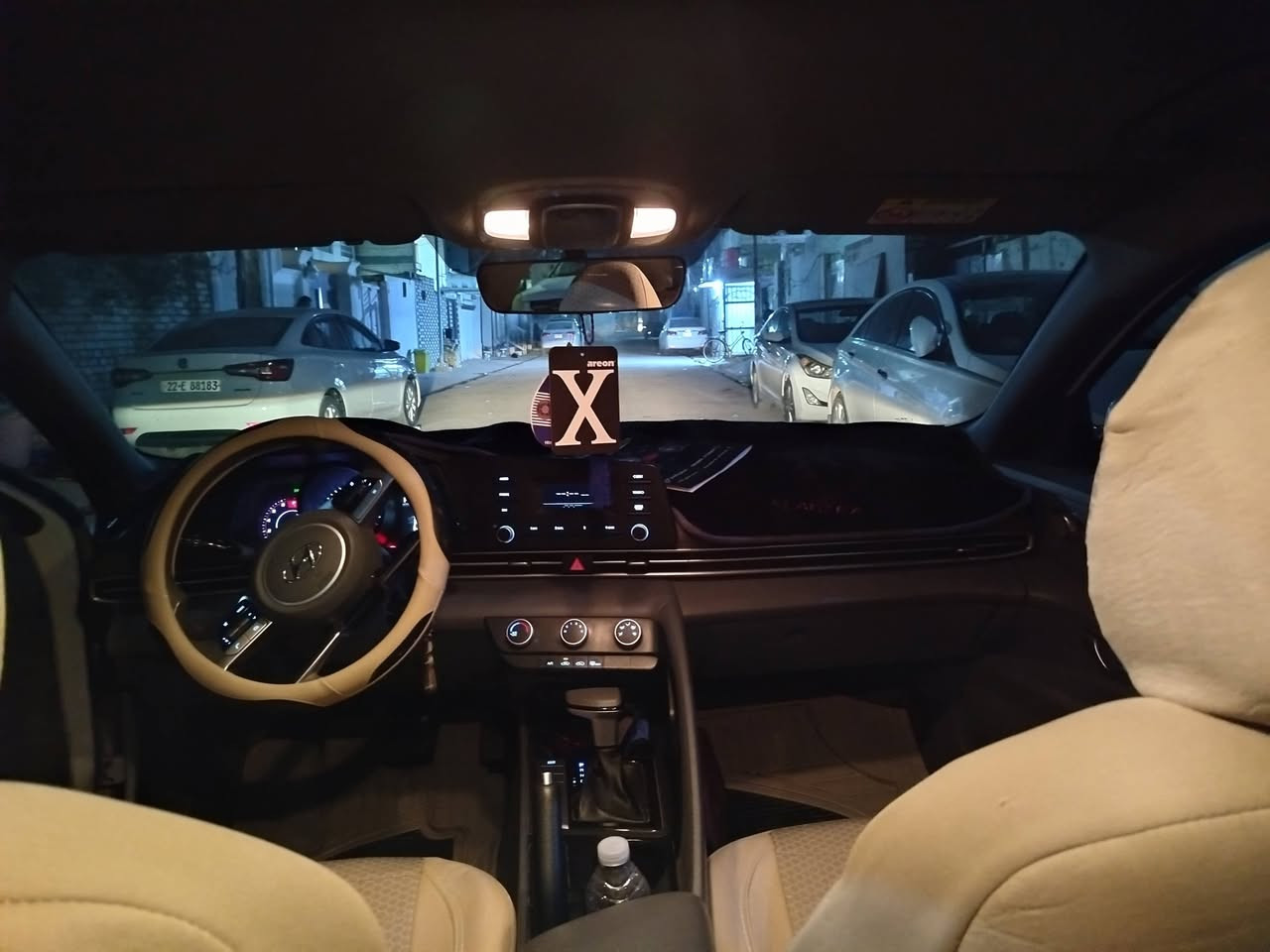 النترا وارد خليجي محرك 2000 دوش موديل 2021 نضيفه بيه رصعات قليله السعر ١٥٨وبيه مجال قليل رقمي مكاني نجف رقمي ***********
