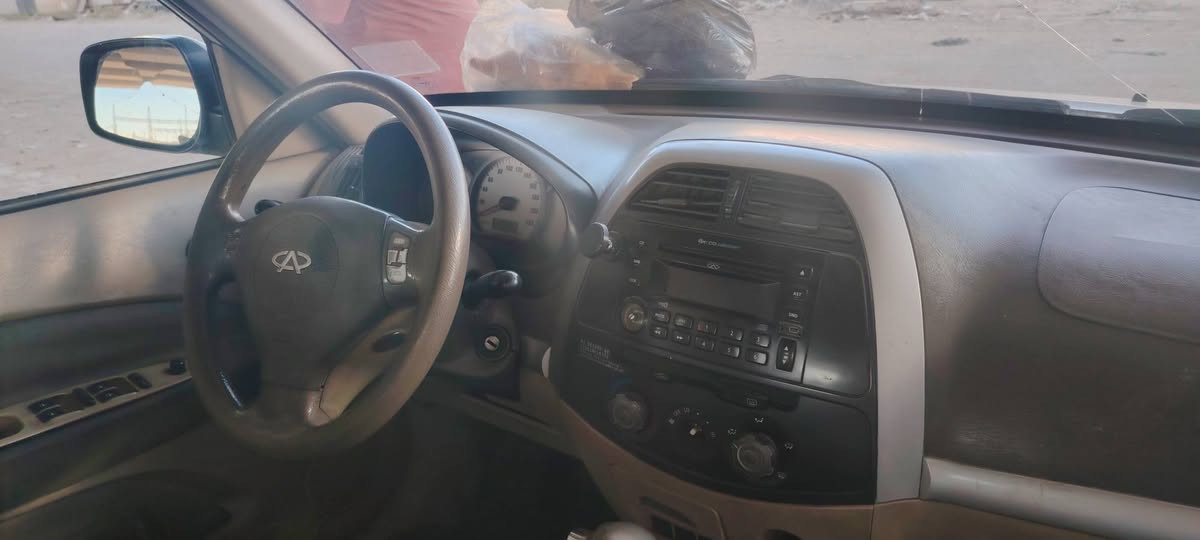 سلام عليكم
سلام عليكم تيكو ٢٠٠١١ 
مكينة 2000 
تبريد ثلج 
مكينة كير خير من الله 
رقم بغداد 
مكان بغداد مدينه صدر 
السعر  ٥٠  وبيه مجال بسيط ***********
