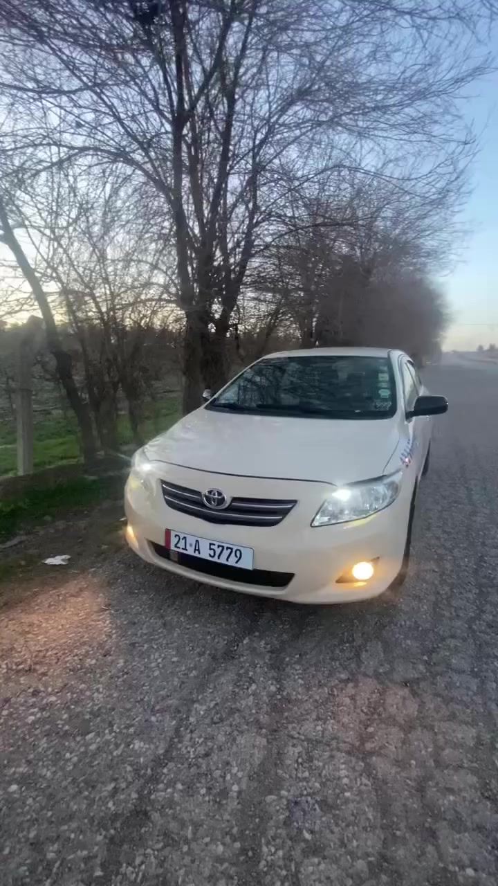 ماشالله له بير نه چيت كرولا 2010نمونه يه له جوانى سؤنه ره كه يم داناوه ته نها 417kmروشته سه نه وى تازه يه گيرو 
مه كينه به شه رت  4تايه ى لؤكى له سه ره ئه ويش ژماره ته له فون ***********
