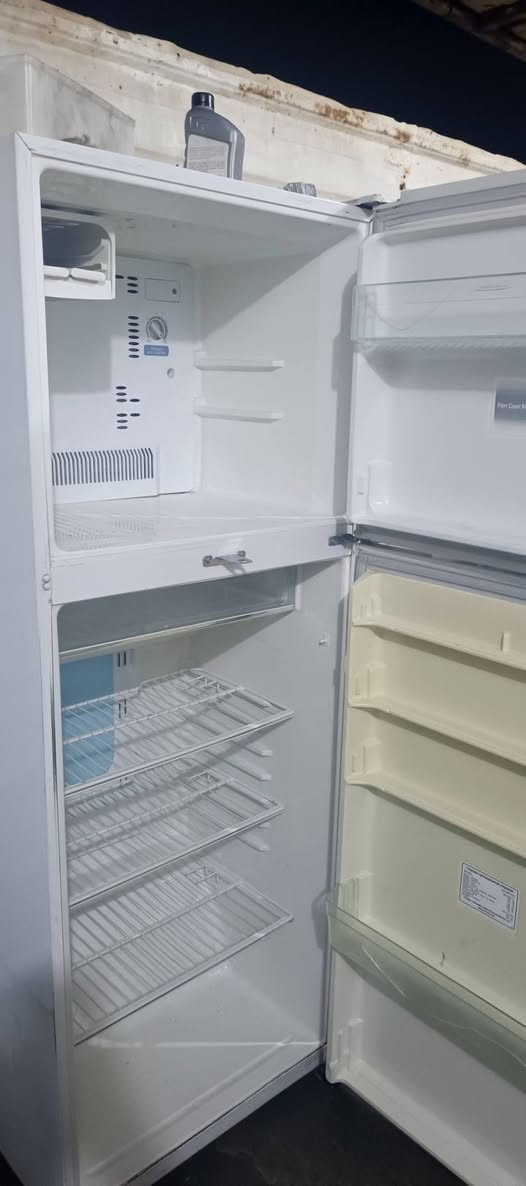 ثلاجة هوائي شغال بدون عيب سعر 100 الف
دوميز كمبه كبرتو


**إذا كنت صاحب هذا الإعلان وتريد حذفه لأي سبب، رجاءا أرسل رسالة إلى الدعم الفني**