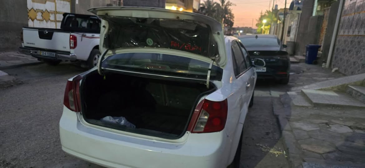 السلام عليكم .. اوبترا 2011 خليجي رقم انكليزي هزه وسنويه جديده لل31 بأسمي منضومه تبريد جديده ثلج وشاشه تاب مع كامره كير ومكينه بحاله جيده مكفولات الكشر كدامك نضيف تبديل بنيد وشبر من الدوسه تعمير تخم تاير جديد ..سياره نضيفه ومتعوب عليها مكاني العماره المركز  السعر 77 ورقه (رجاءاً اخوان تريد تعامل لو ع الرقم بيه واتس لو ع الماسنجر او تتصل لا تعامل بالتعليقات وتكسر بسعرها) الرقم ***********
