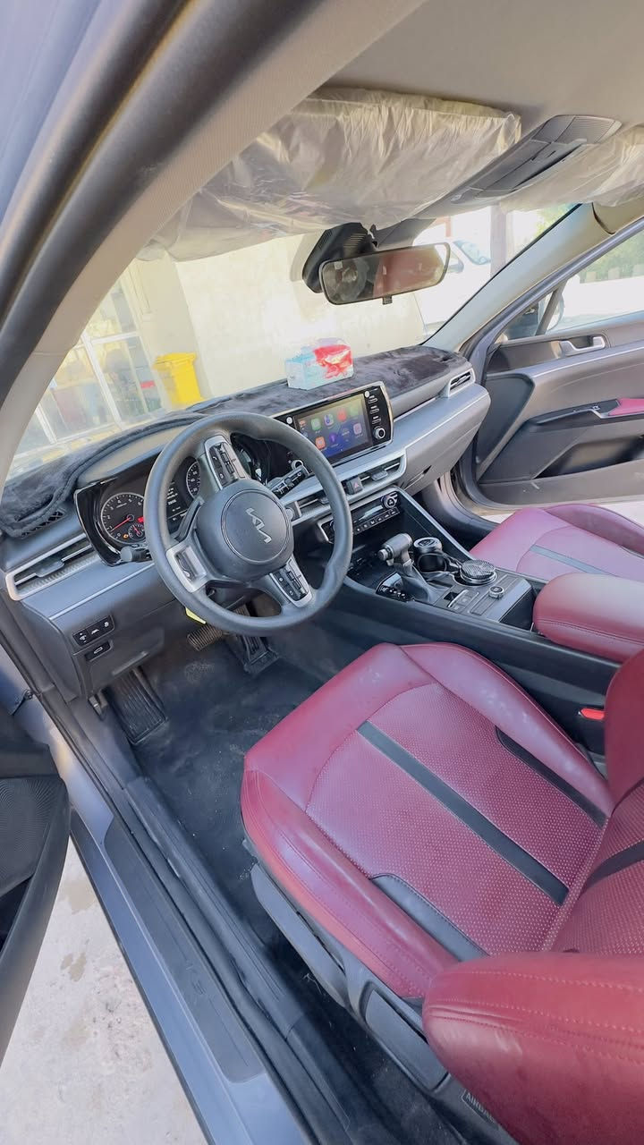 السلام عليكم كي فايف موديل 2023
مواصفات LXR فول ماشية 76 الف 

حرة داخلة بأسمي تترقم كل المحافظات 

مواصفات 

بصمه

شحن هاتف لاسلكي 

قياده ذاتيه ؏ الخطوط السريعه

هاند بريك بصمه

تشغيل عن بعد 

مثبت سرعه 

نضام ABS

مانع انزلاق حساس أطارات 

بك لايت ليد

شاشة حجم كبير

كامره دواره

شاشه اعطال

ويل كروم مال طرق خارجية 

رادار جانبيه

مراقبة النقطة العمياء

رادار الخطوط البيضاء 

كشنات جلد  مال جي تي لاين

لايتات ‏3 عدسات 

نضام قياده أيكو + سبورت +سمارت +نورمال

بلوتوث + aux + usb

فول تحكم ستيرن

كير أوتو + عادي

ئوتو بريك 

‏ ‏الخريطة

ستيرن حرف. Led D +  زينون

توقف ذاتي عند الرجوع

صندوك بصمه

‏AUTO HOLD

تصميم خارجي رياضي

نظام الملاحة

مصابيح خلفية LED

مصابيح ضباب LED

لاسلكي Android Auto وابل كاربلاي 

اربع كاعيات كاربد اصليه  + ارضيات حوضية مخصصة للK5

السيارة مزودة بعازل حراري 100‎%‎ يعني انسه الحر بالصيف 

الحادث جاملغ امامي جهه الراكب فقط  بدوان دواخل السيارة كاملة مكملة مشتغلها على ايدي 

السعر170  نقدا .

العنوان بابل / الحلة  ☎️ ***********
