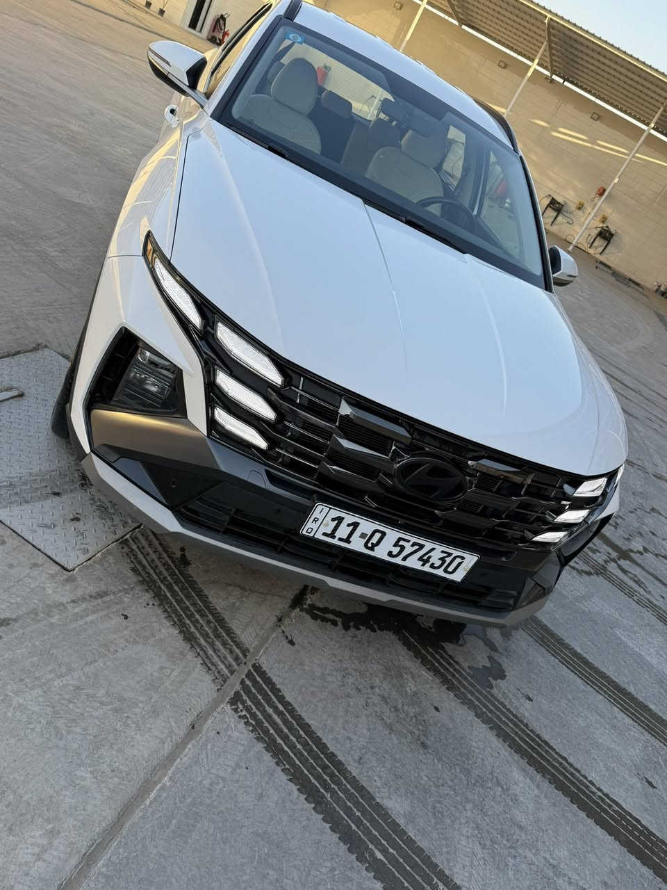 السلام عليكم

توسان 2025 للبيع فقط سعره 230 قفل بيه مال جيه فقط 

ماشيه 13 الف  بحاله الزيرو خليجي مكفولة كفالة عامة من كلشي 
مواصفات
بصمة / لدات امامي خلفي / كشنات كهرباء / شاشة متصل / ويل 19 / مكينة 2000 / 3 وضعيات قيادة / كامرة دوارة / حساسات امامي خلفي / حساسات امامي خلفي / سايد بريك كهرباء/ مري كهرباء/ مانع انزلاق/ مانع انحدار / اوتو هولد / جنطة كهرباء / كشنات تبريد
***********
