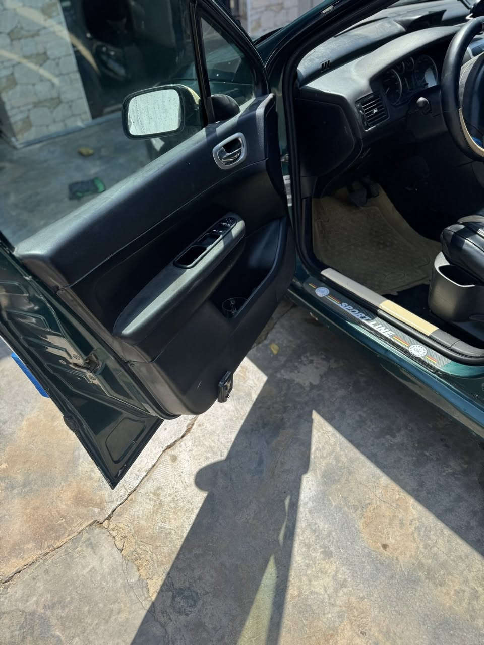 السلام عليكم
بيجو فرنسي 307. 2005

رقم بغداد  سياره جاهزه من كلشي 
سياره ناعمه ومرتبه وعلى ايدي 

السعر 52  وبيها مجال 

مكاني الرمادي التاميم  

0 783 843 0257
