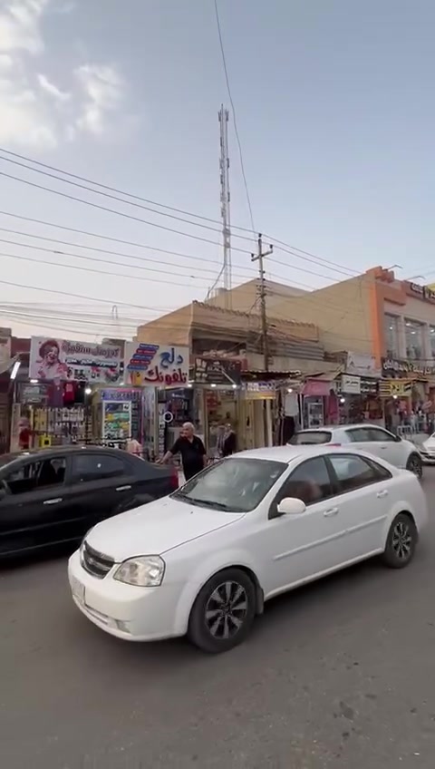 دار  للايجار في سوق الميثاق(تجاري) ٢٠٠ متر 
يصلح مجمع طبي 
***********
