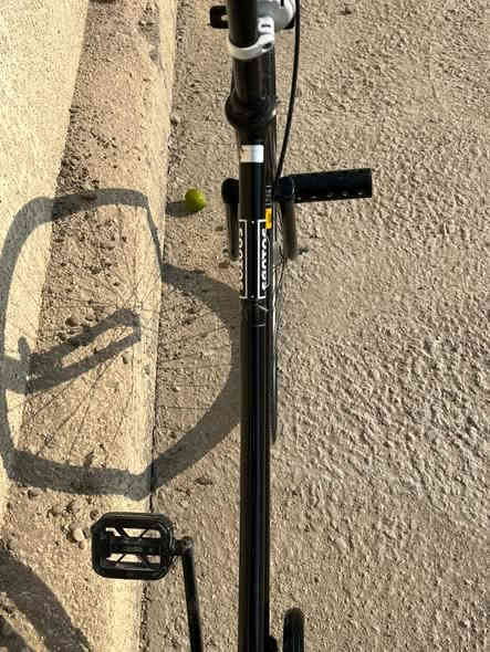 السلام عليكم بايسكل سانتوس للبيع موديل 21 جاملغات موجودة قلق صينية موجود نضافة فول سعرة 160 وبي مجال للطيبين أو مراوس بنكسي لشة طويلة مارشال مكاني حي الجهاد لا استفسار رقمي ***********
