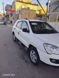 سياره للبيع نوع سبورتج مديل 2010 سياره جاهزه من كلشي حداديه كير مكينه ...