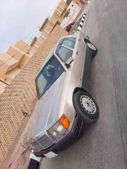 مرسيدس دب رقم نجف الماني مشروع وطني موديل 85 مكينه وكير بل كارتون كهربائيات شغاله تخم تاير حداديه خير من الله سياره جاهزه السعر 35 وبيه مجال مكان السياره البصره قضاء المدينه  ما متواجد ع الفيس رقمي ***********
