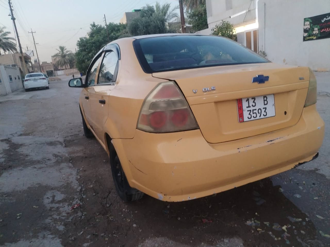 افيو ٢٠١١ خليجي مفتوح للبيع باسمي رقم نكليزي كلشي جديد بيها على ايدي
رقمها ميسان مشروع وطني يعني وين متريد مداور مصفرة هيئة وغرامات
....سعرها ٥٥ وبيها مجال
...مكانه حله مركز
كشرها كدامكم لا مضروبة ولاشي
....***********
