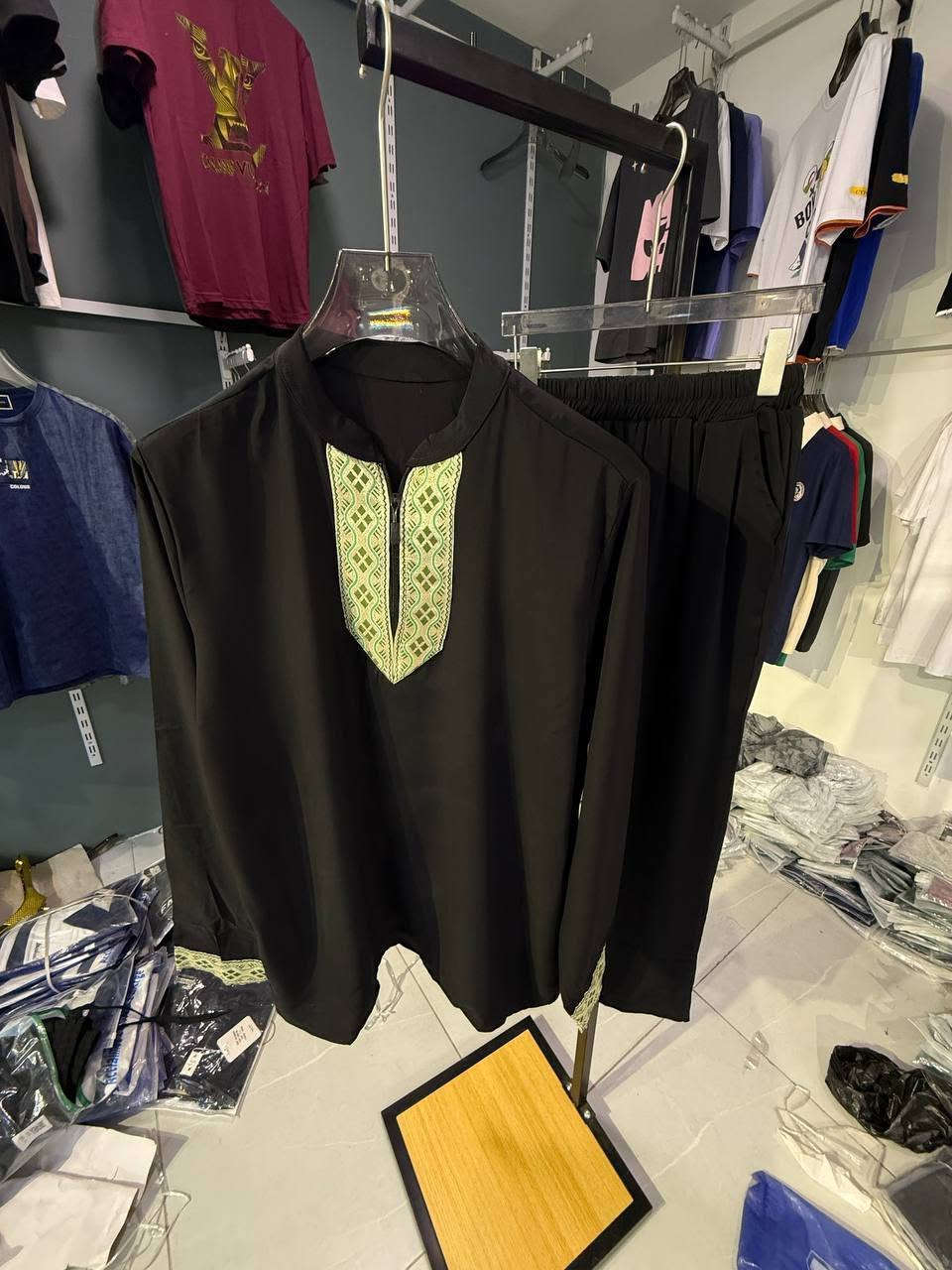 تراك شور خامه اكزز 
قياسات m L xl xxl
درزن 12 قطعه 3 موديلات 
سعر الدرزن 145 الف


**إذا كنت صاحب هذا الإعلان وتريد حذفه لأي سبب، رجاءا أرسل رسالة إلى الدعم الفني**